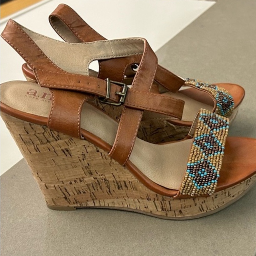 A.N.A. 8 1/2 A NEW APPROACH comfortable shoes.  Wear these any outfit- no flaws